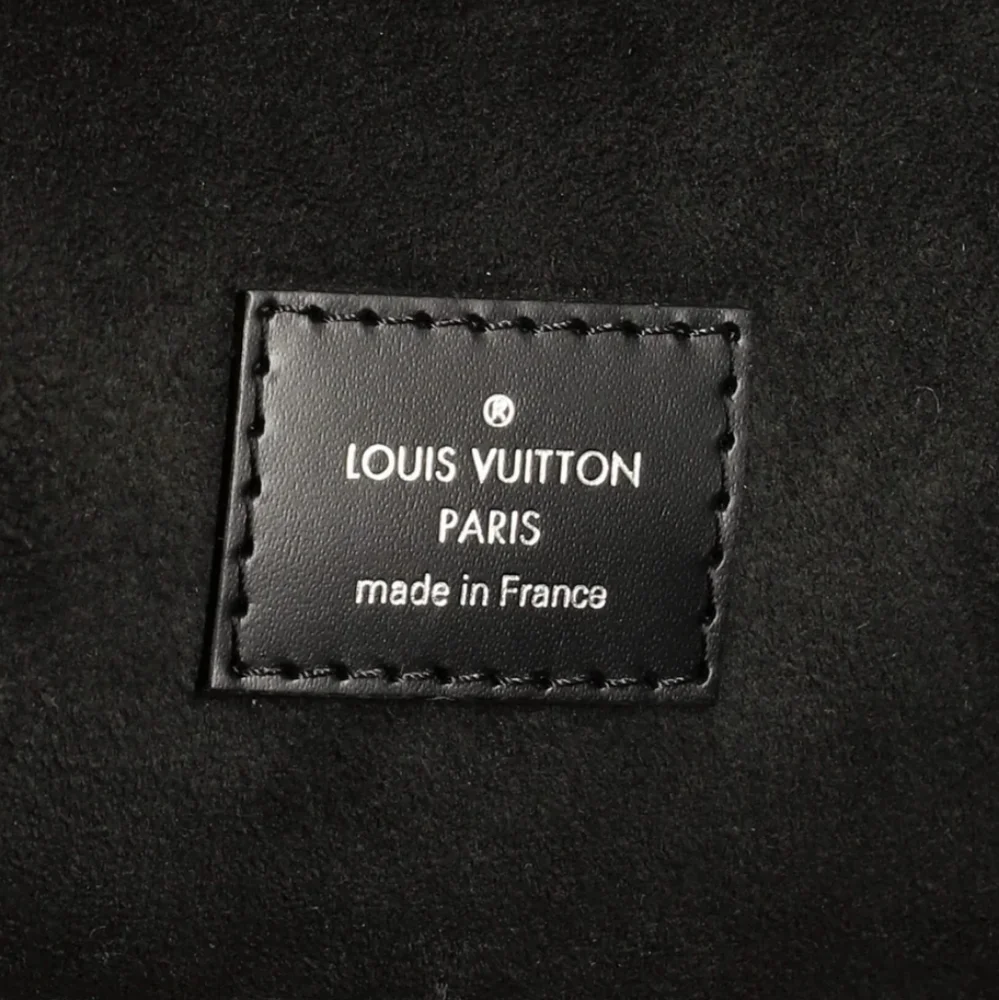 Louis Vuitton Cluny MM EPI - Picture 7 of 16